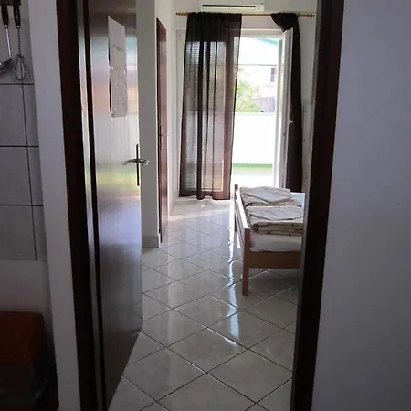 Lukacic Apartment *